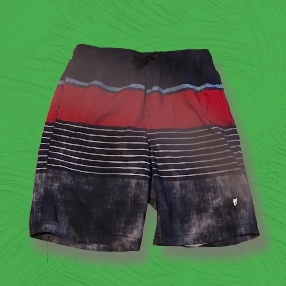 🕷Boys Spyder Swim Shorts! 🕷